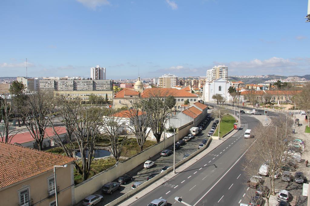 Beautiful View Close To Estadio Da Luz Lisbon Exterior photo